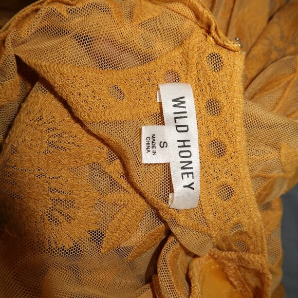 Wild Honey Lace Maxi Dress - Picture 8 of 9